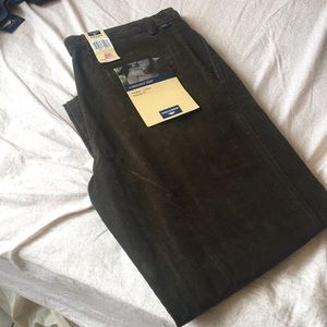 NEW DOCKERS CORDUROY PANT